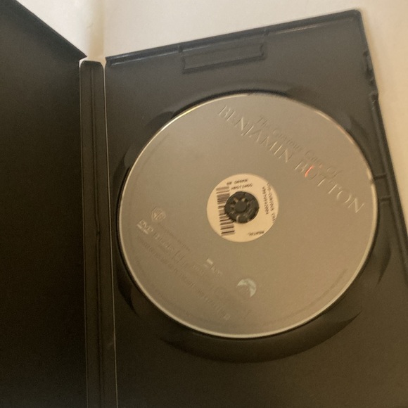 Benjamin button dvd - Picture 4 of 4